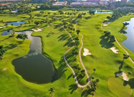 An aerial view of a golf course.